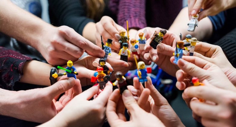 Web-article-2334-Collaboration--scaled